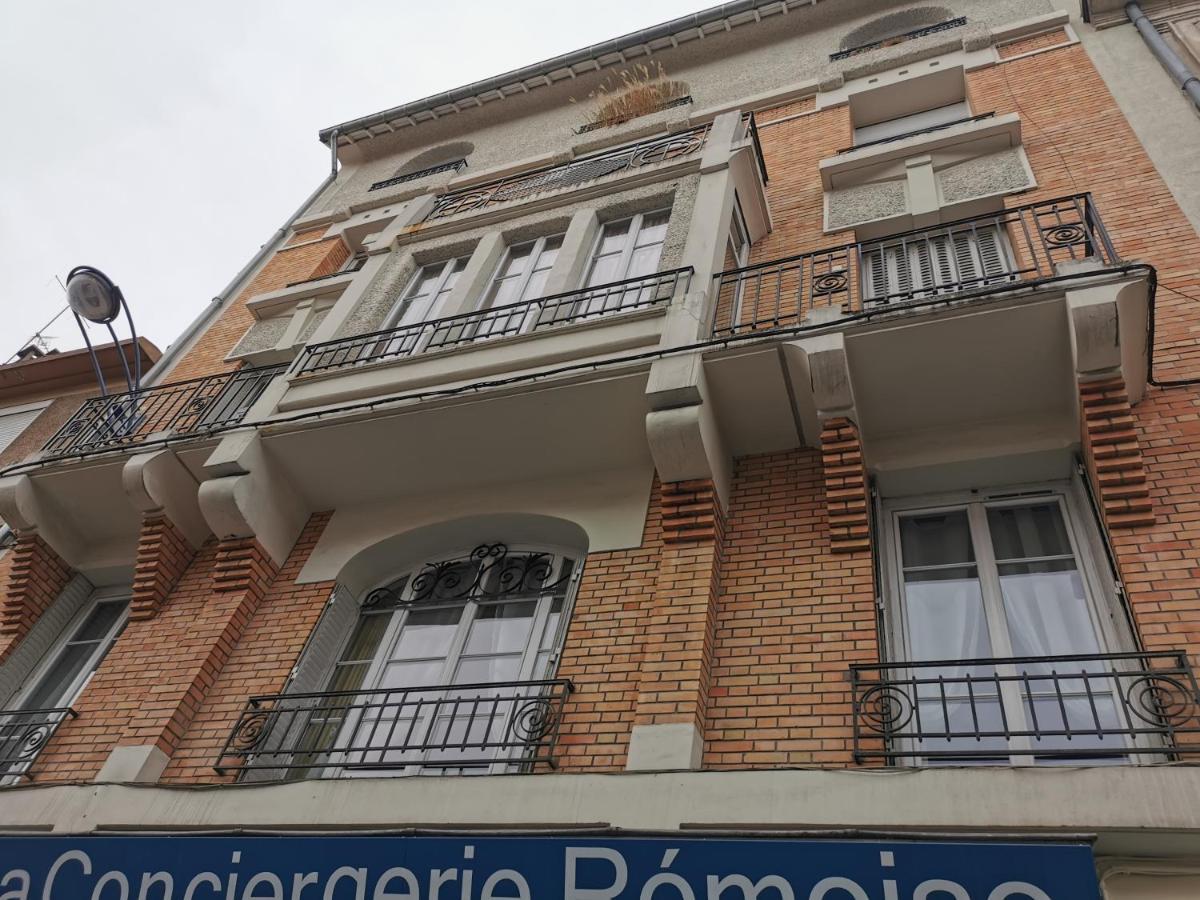 Apartamento Chez Camille Reims Exterior foto